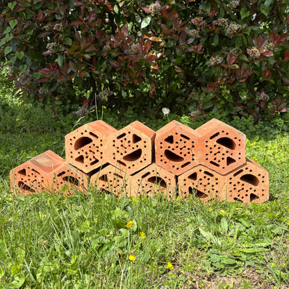 Hôtel à insectes en terre cuite LOGE®